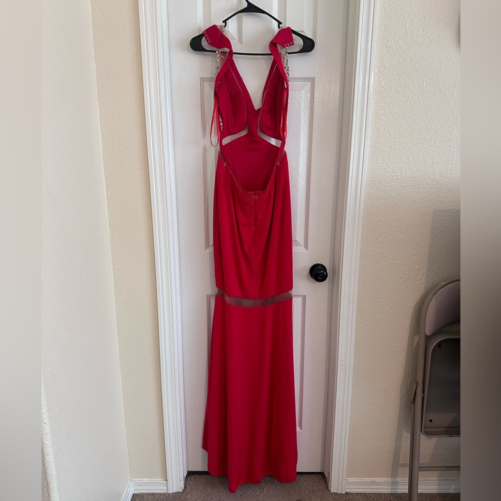 No tags but has never been worn! Only to try on